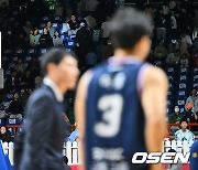 허웅 활약으로 부산 KCC 홈 첫 경기 106-100 승리 [사진]