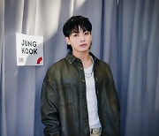 BTS 정국, 스포티파이 톱10에 3곡 동시 진입…K팝 가수 최초