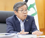 [Interview] 김헌동 서울주택도시공사 사장 | “부동산 통계 조작은 국기 문란…3기 신도시, SH공사에 기회 달라”