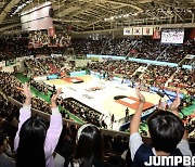 ‘관중몰이 성공’ KBL, 개막 주간 6경기 관중 3만 437명 입장