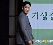 경찰, ‘마약 의혹’ 이선균 혐의점 확인…피의자 입건