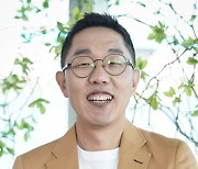 김제동 출연 금지라도 있었나? “시켜 준 게 고맙고 설레” (성지순례)