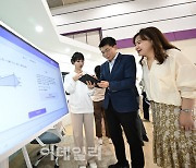 [포토]KT, AI 미래교육 플랫폼 선보여