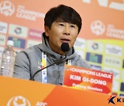 [ACL 기자회견] '사이타마 도서관' 만든 포항, 우라와전 2-0 승리...김기동 감독 "부상자 많아 걱정 많았다"