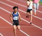 ‘200m 역주’ 전민재, 아시안패러게임 한국 첫 메달