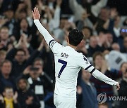 "손흥민, EPL 롱타임 최고의 선수"…'PL 레전드' DF도 그저 감탄+극찬!