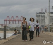 스리랑카, 경제난 속 인도 등 7개국에 무료 관광비자로 손짓