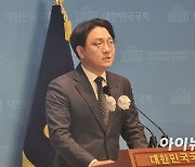 '국민의힘 탈당' 신인규 "창당 생각 있어…새로운 정치 세력 필요"