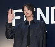 김영광 ‘시크한 눈빛으로’