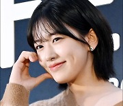 [MD포토] 아이브 안유진, '사랑스러운 볼하트 보조개'