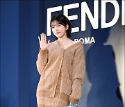 [MD포토] 아이브 안유진, '돋보이는 블랙 라인'