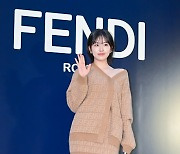 안유진,'여신의 인사' [사진]