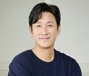 “술과 약 의존 안 해”·“승리·정준영 실망”...이선균, 과거 인터뷰 재조명