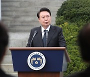 [속보] 尹대통령 "국민통합위원회 정책제언 실현 최선"