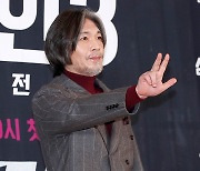 [오마이포토] '싱어게인 시즌3' 임재범, 난생 처음 심사위원...출연자 보며 반성