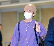 BTS 뷔, '비니로 멋스럽게' [사진]