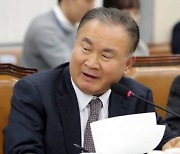 이상민 “통합? 헛웃음 난다”… 이재명 대표 저격