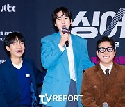 [T포토] 이승기-규현-윤종신 '이제 제가 잘 보이나요?'