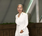 [T포토] 인순이 '올 화이트도 카리스마있게'