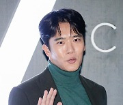 [포토] 하석진, 오목 못 두시네