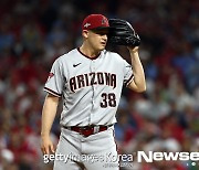 MLB.com “불펜 앞서는 애리조나, 7차전 승부 끝에 WS 우승 차지할 것” 전망