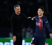 "이강인 뎀벨레보다 낫다"…PSG 데뷔골, 팬심까지 바꿨다