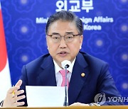 박진 "왕이 中외교부장에게 탈북민 강제북송 반대 입장 전달"