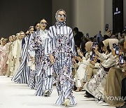 INDONESIA JAKARTA FASHION WEEK