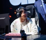 BLG ‘슌’ 펭리슌 “T1, MSI 때와 비교해 컨디션 좋아 보여” [롤드컵]