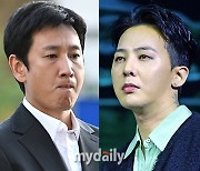 '1시간 경찰조사' 이선균, '마약 했는지 안했는지' 쏙 빼놓고 사과…GD "전 투약 안했다" 주장과 딴판 [MD이슈](종합)