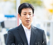 [T포토] 이선균 '사과드립니다'