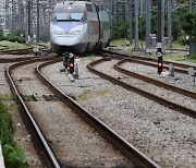 서울행 KTX-산천, 경북 경주시 안강역서 1시간여 지연