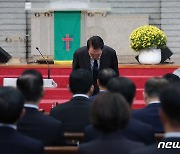 이태원 참사 1주기, 영암교회 찾은 윤석열 대통령