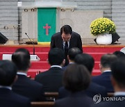 이태원 참사 1주기 추도 예배 참석한 윤석열 대통령