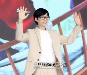 [왓IS] 역시 ‘국민 MC’ 유재석 없어? 주말예능 없어!