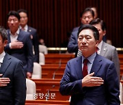 인요한 ‘중진 험지 출마론’에 뒤숭숭한 국민의힘···TK 의원들 “사과하라”