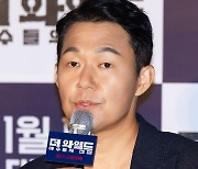 '더 와일드' 박성웅 "서지혜와 러브라인, 첫 로맨스가 나라서 미안했다"