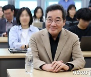 이낙연 "윤 정부 R&D 예산 삭감은 '미친 짓'…경제·미래 포기"