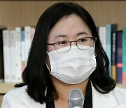 '권경애 불출석' 유족 반발에 법원조정 사실상 무산