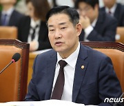 신원식, 軍 대장급 인사 "'文정부 지우기'는 잘못된 표현"