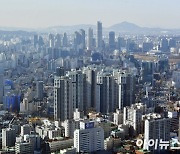 "죽 쑤는 빌라, 불티 난 아파트" 아파트 거래 3배 '쑥' [부동산 변곡점]