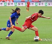 (SP)CHINA-XIAMEN-FOOTBALL-OLYMPIC ASIAN QUALIFYINGS-DPRK VS THAILAND (CN)