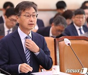 국회 찾은 최재해 감사원장