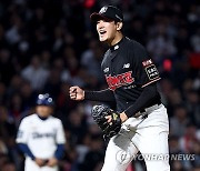 '데일리 MVP' 고영표 "막중한 임무 맡아 철저히 준비했다"[PO3]