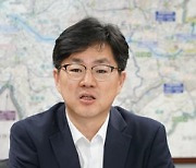 "한강과 지천 통해 서울시민 모두 수변라이프 즐기게 할 것"