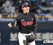 '고퀄스' 앞에서 무기력했다, '타율 .567' 킬러 3인방 침묵→PS 10연승 신기록 향한 질주도 '스톱' [PO3]