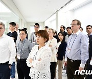 한미약품, 해외 제약바이오 전문가 대상 ‘평택바이오플랜트’ 공개