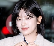 [현장포토] "미모가 반짝"...안유진, 여신의 애교