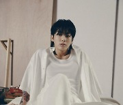 BTS 정국, '골든' 발매 5시간 만에 더블 밀리언셀러