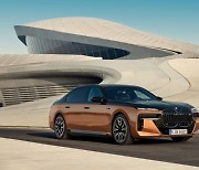 BMW 7시리즈 최초의 순수전기 M모델 韓 상륙···"제로백 3.7초"